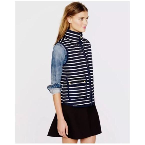 J Crew Excursion Quilted Down Vest Gold Button Navy White Stripe Sporty Preppy S - Picture 2 of 10